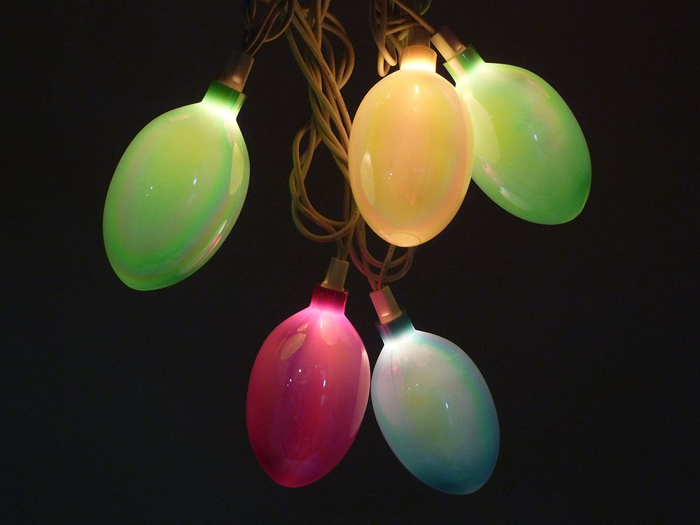 Easter Lights - Oogalights.com - More Than 1,000 Party & String Light Bulbs!