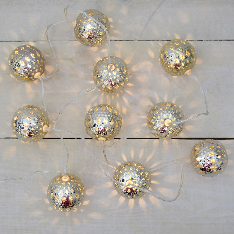 Battery Operated Silver Metal Sphere LED Lights