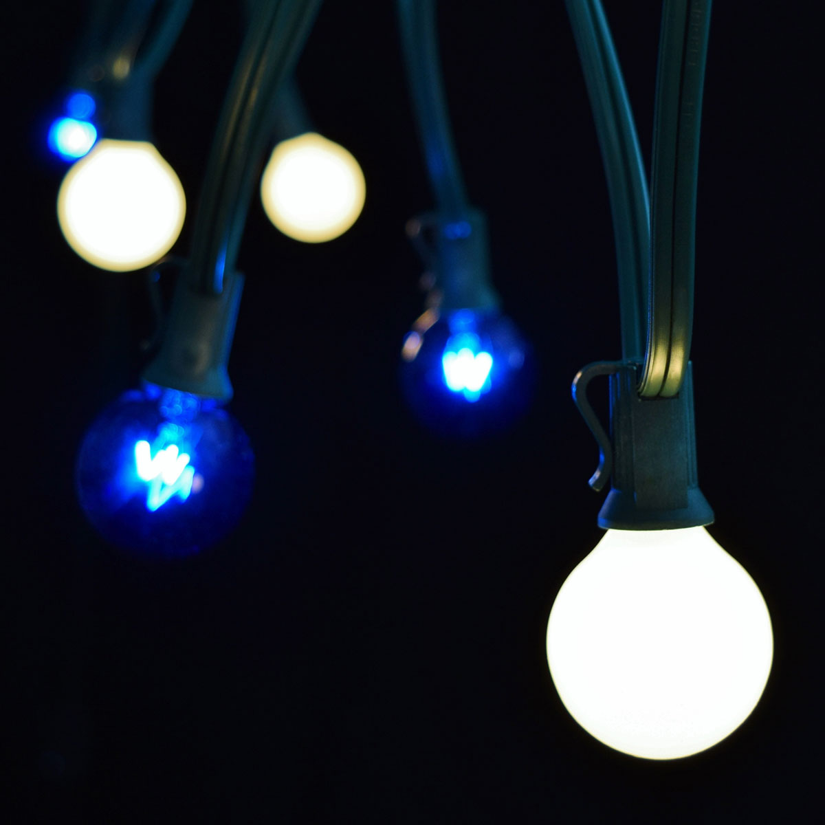 Blue/White Commercial String Lights - 50 - 50 Globe Lights