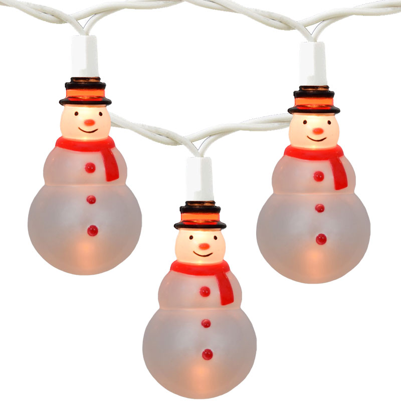 amoyer would like your help on Shopswell. Is there a snowman set of string lights?