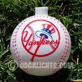 New York Yankees MLB Baseballs Party String Lights - MLB Baseball Party Lights &amp; String Lights
